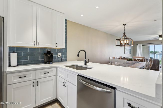 APT-103 - 446 Bouchelle Dr, Condo with 2 bedrooms, 2 bathrooms and null parking in NEW SMYRNA BEACH FL | Image 13