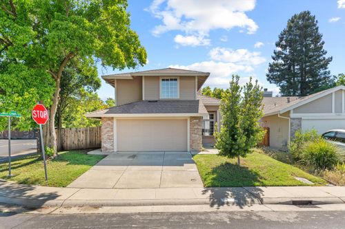 5566 Coral Creek Way, Elk Grove, CA, 95758-5639 | Card Image