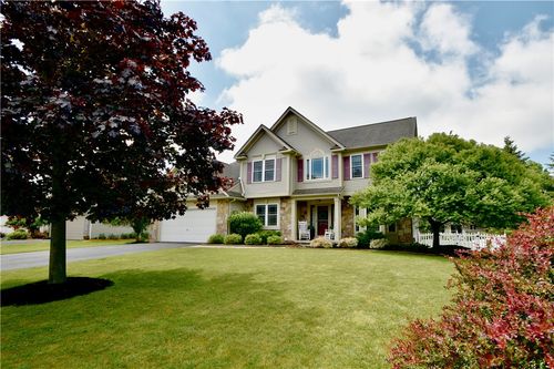 41 Ketchum St, Victor, NY, 14564-1353 | Card Image