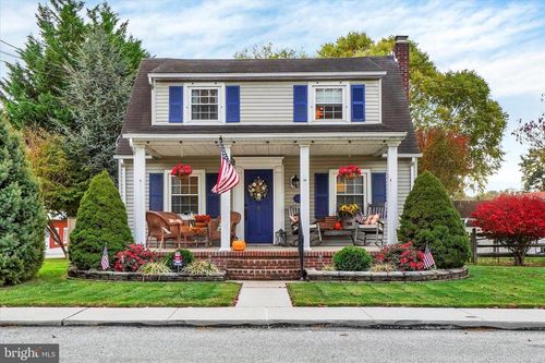 31 S Broad St, NEW FREEDOM, PA, 17349-9601 | Card Image