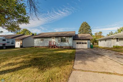 917 Fifth St S Wahpeton, ND-30.jpg | Image 1