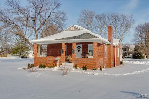 1402 N Harrison St, Litchfield, IL, 62056-1209 | Card Image