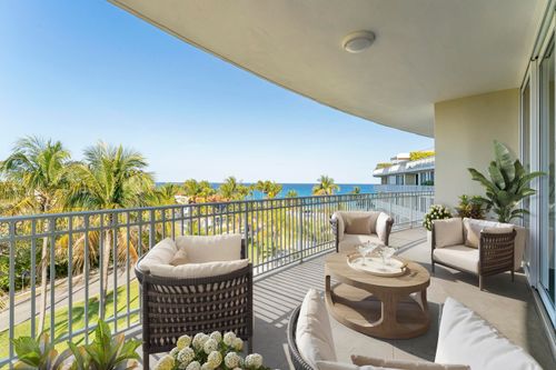 apt-g5-100 Royal Palm Way, Palm Beach, FL, 33480-4270 | Card Image