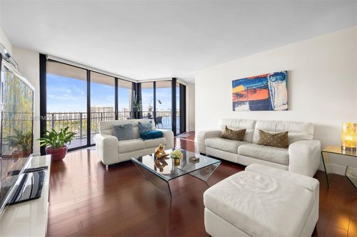 apt-2005-4000 Towerside Ter, Miami, FL, 33138-2241 | Card Image
