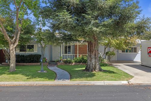 1106 Columbia Way, Modesto, CA, 95350-5016 | Card Image
