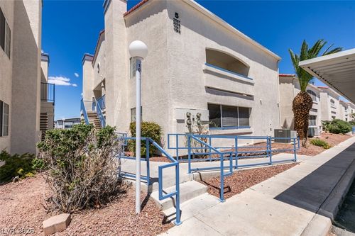 2088-2725 S Nellis Blvd, Las Vegas, NV, 89121-2089 | Card Image