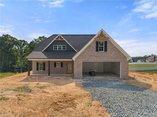 493 Nifong Rd, Clemmons, NC, 27012-6926 | Card Image