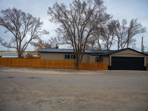 585 Highland Ave, Green River, WY, 82935-9659 | Card Image