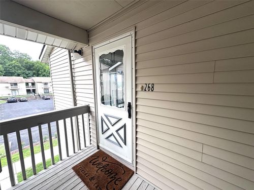 268 Concord Ln, Middletown, NY, 10940-6655 | Card Image