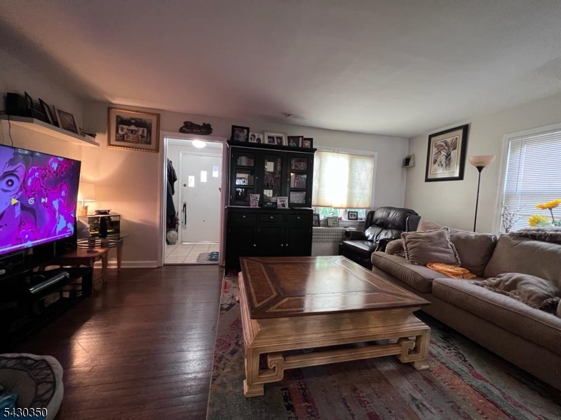 Residential Lease in Linden City 5