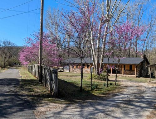 514 Park Ave, Mountain View, AR, 72560-6554 | Card Image