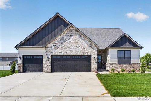 1437 Guilford Pl, Troy, IL, 62294-1447 | Card Image