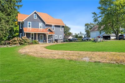 House and barn | Image 2