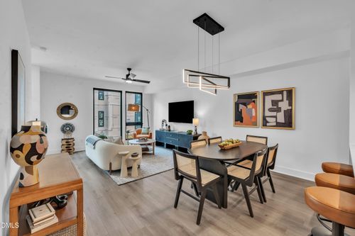 305-512 Gordon St, Durham, NC, 27701-4781 | Card Image