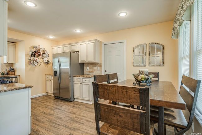 Eat-In-Kitchen | Image 12
