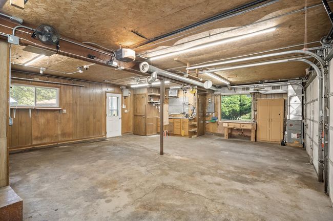 attached garage | Image 39