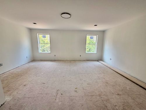 8-8 Coyote Court, Barrington, NH, 03825 | Card Image