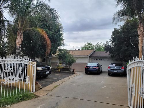 6392 Rustic Ln, Jurupa Valley, CA, 92509-5742 | Card Image