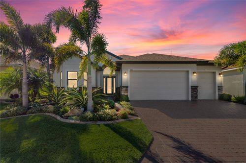 1166 Sawgrass Dr, WINTER HAVEN, FL, 33884-3643 | Card Image