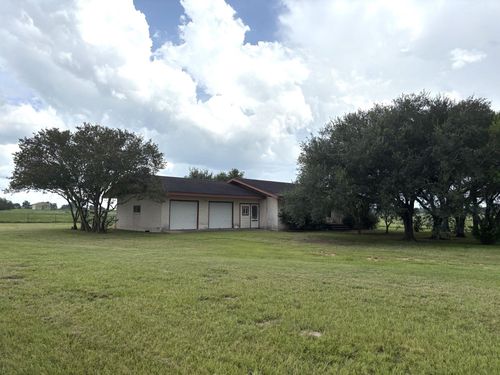 3987 S Highway 304, Rosanky, TX, 78953-9003 | Card Image