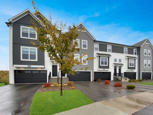 13467 Territorial Cir N, Maple Grove, MN, 55369-4305 | Card Image