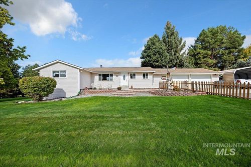 a-982 A E 2700 S, Hagerman, ID, 83332-5642 | Card Image