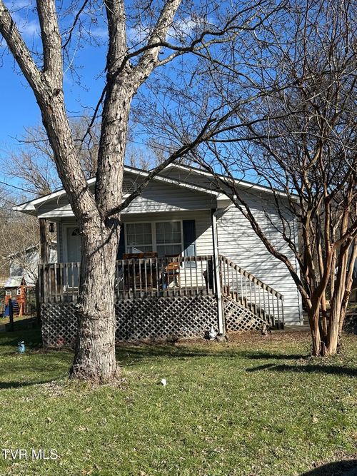 1707 Daytona Dr, Johnson City, TN, 37601-7534 | Card Image