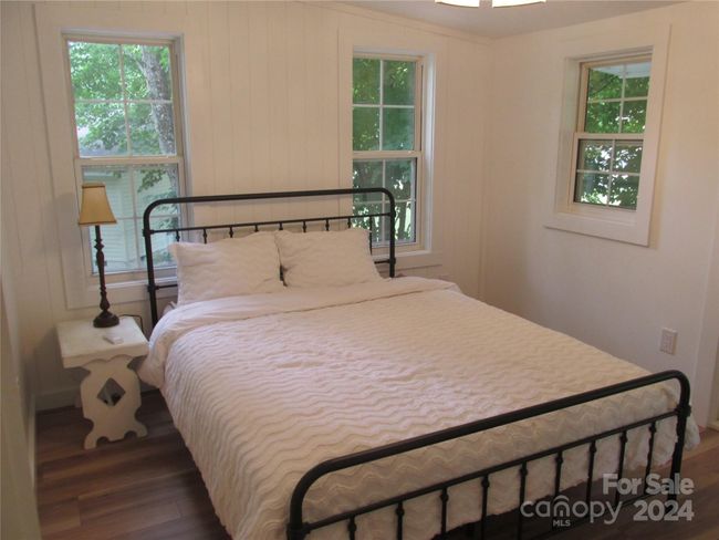 68 Toot Hollow Cir, House other with 2 bedrooms, 2 bathrooms and null parking in Bryson City NC | Image 17