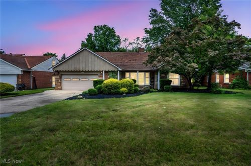 3367 Monticello Boulevard, Cleveland, OH, 44118 | Card Image