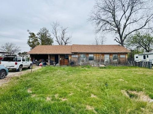 730 Warren Ave, Clyde, TX, 79510-4222 | Card Image