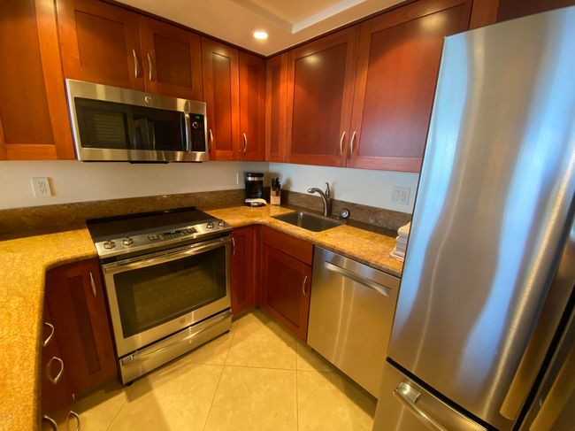T - 2481 Kaanapali Pkwy, Home with 1 bedrooms, 2 bathrooms and null parking in Lahaina HI | Image 10