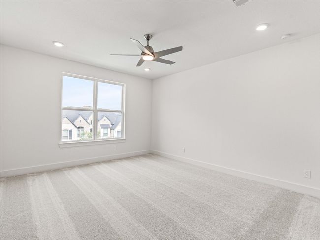 Pomona_Executive_Veronica_72_Bedroom_02 | Image 22