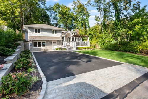 33 Alsace Pl, Northport, NY, 11768-3126 | Card Image