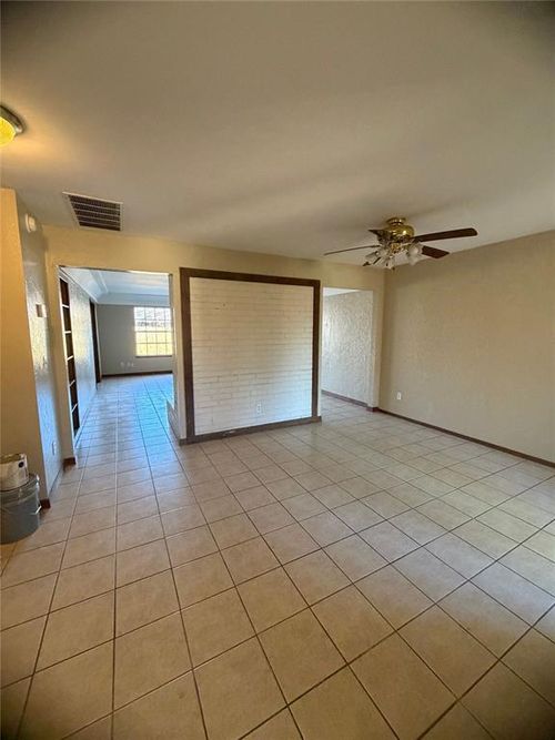 7301 Edenborough Dr, Oklahoma City, OK, 73132-5617 | Card Image