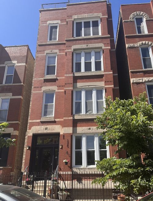 3-1326 W Huron St, Chicago, IL, 60642-5747 | Card Image