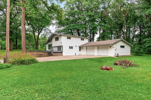 21555 Imperial Ave N, Forest Lake, MN, 55025-9547 | Card Image