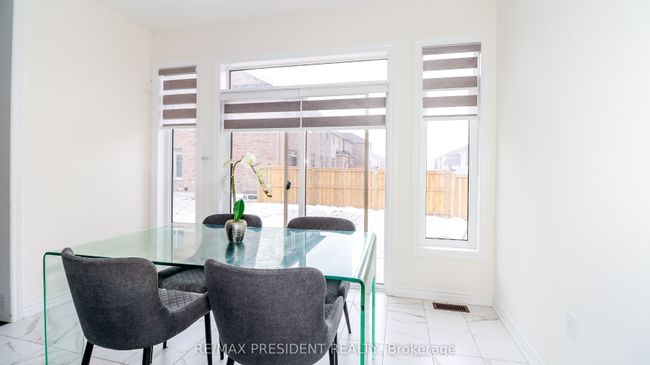 2214 Lozenby St, House other with 3 bedrooms, 3 bathrooms and 2 parking in Innisfil ON | Image 9