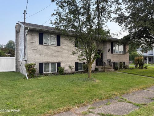 188 Drakes Ln, Old Forge, PA, 18518-1420 | Card Image