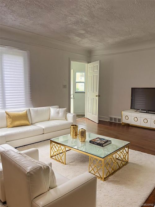 15475 Prest St, Detroit, MI, 48227-2322 | Card Image