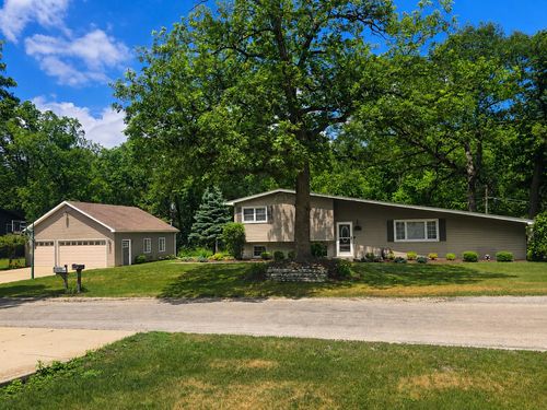 4623 W Nancy Dr, Kankakee, IL, 60901-7783 | Card Image