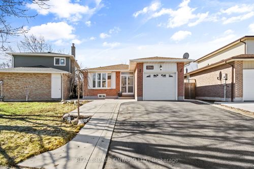 704 Coulson Avenue, Milton, ON, L9T4J4 | Card Image