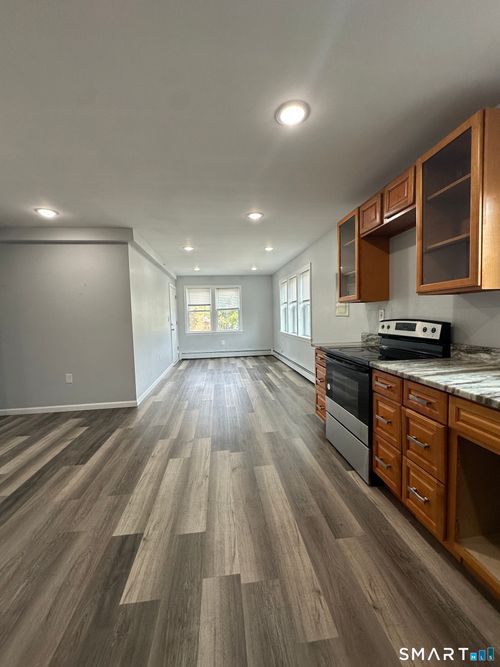 3rd-floor-178 Martin St, Hartford, CT, 06120-1820 | Card Image