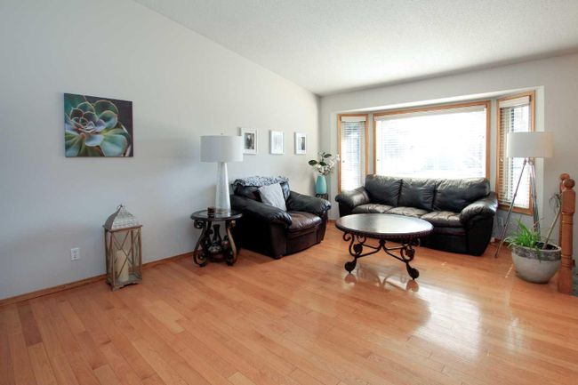 169 Dixon Crescent, Home with 4 bedrooms, 3 bathrooms and 4 parking in Red Deer AB | Image 8