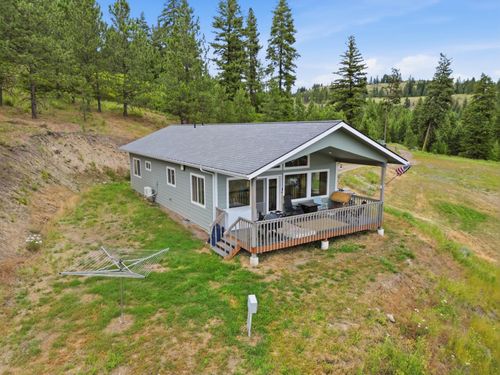 292 Knob Hill Rd, Republic, WA, 99166 | Card Image