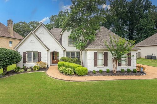 10165 Gillespie Oak Dr, Lakeland, TN, 38002-8283 | Card Image