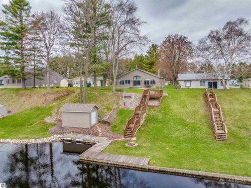 2896 E Lake Drive, Lupton, MI, 48635 | Card Image