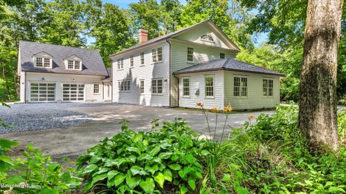 55 Main St, Stockbridge, MA, 01262-9701 | Card Image