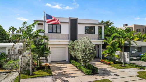 1-813 Ne 17th Ter, Fort Lauderdale, FL, 33304-4456 | Card Image