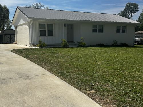 307 Randall St, Lawrenceburg, TN, 38464-2125 | Card Image