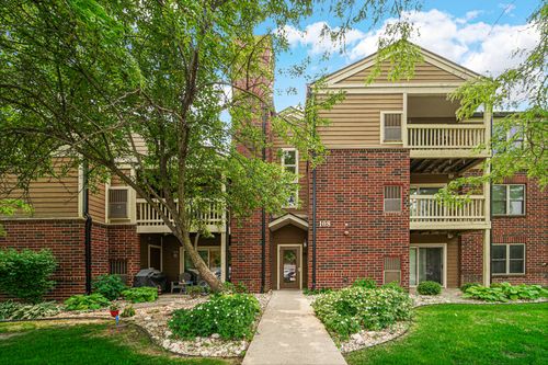 apt-303-108 Glengarry Dr, Bloomingdale, IL, 60108-2350 | Card Image